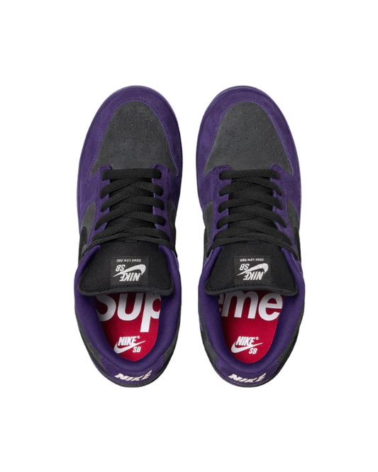Vista superior de las Nike SB Dunk Low Supreme 94 Ink con tonos Ink y negro