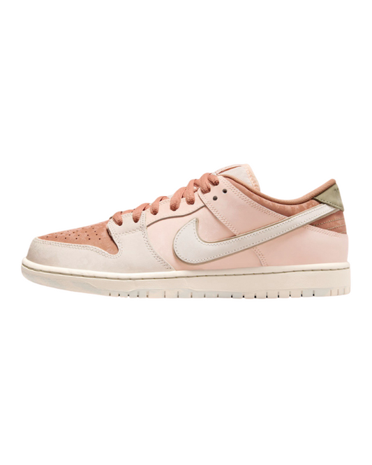 SB Dunk Low Trocadero Gardens
