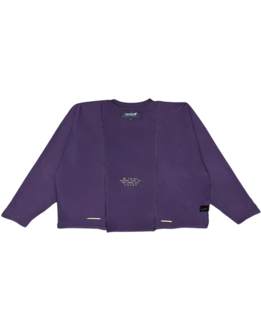 Detalle trasero de la Classified Basics Purple Longsleeve Tee reversible en algodón morado
