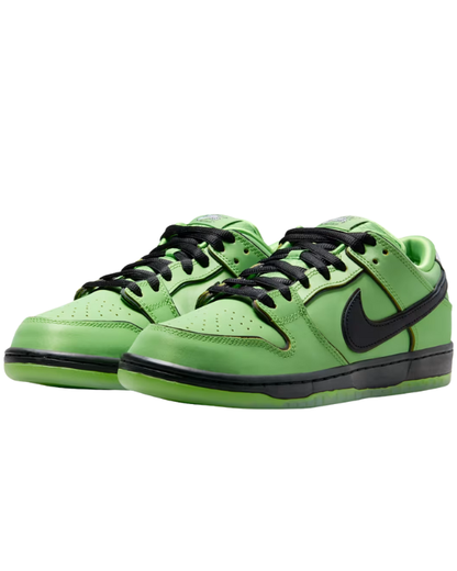 Detalle de las Nike SB Dunk Low Powerpuff Girls Cactus con Swoosh negro