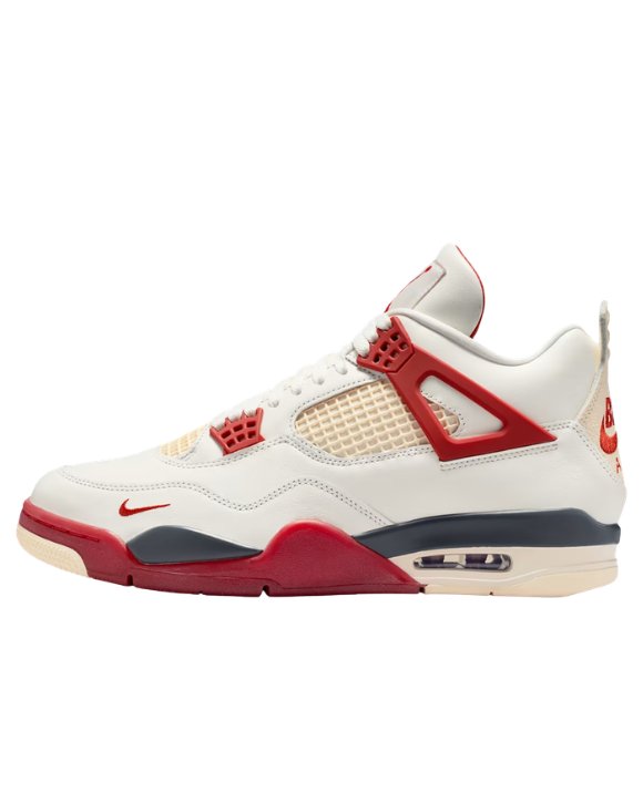 Vista lateral de las Air Jordan 4 Nigel Sylvester Brick After Brick con detalles BIKE AIR y estética BMX
