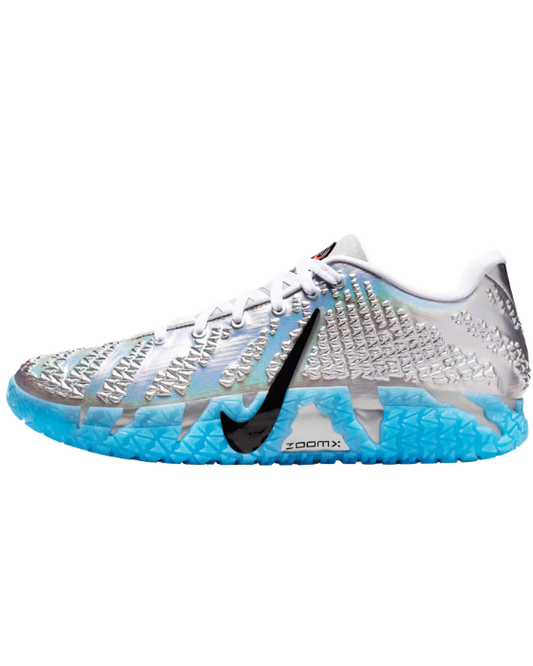 Vista lateral de las Nike Ja 3 Cloud Island con estética Jurassic Park y Swoosh negro