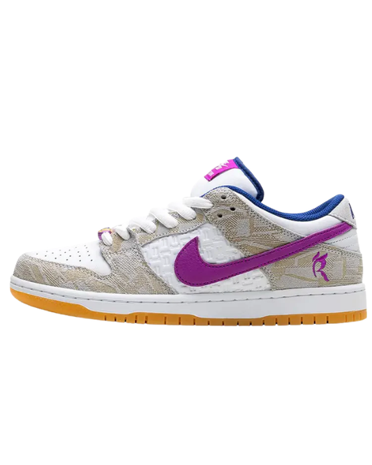 Nike SB Dunk Low Rayssa Leal vista lateral