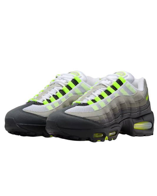 Nike Air Max 95 OG Big Bubble Neon con degradado en grises, detalles Neon Yellow y cámara Air visible
