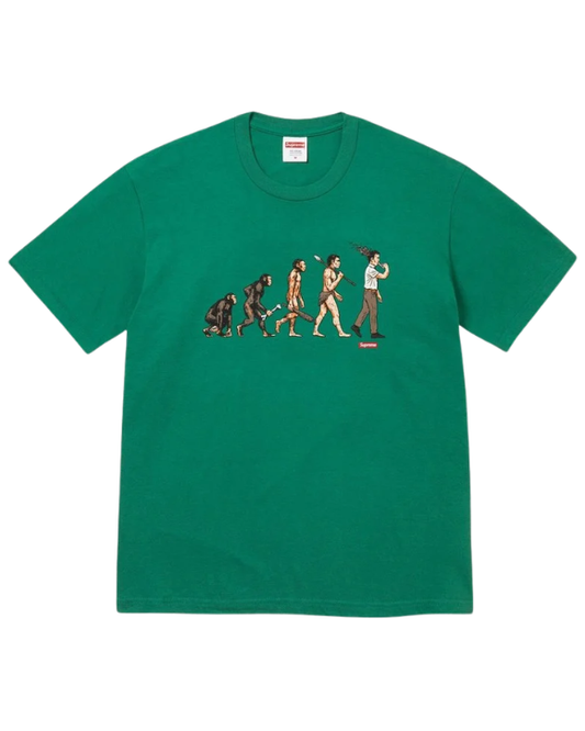 Supreme Evolution Tee Light Pine camiseta streetwear con gráfico frontal